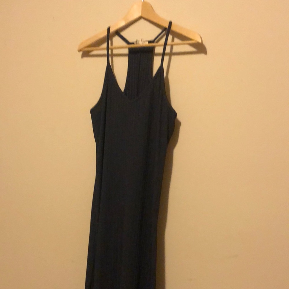 LIRA - Ribbed Maxi Dress